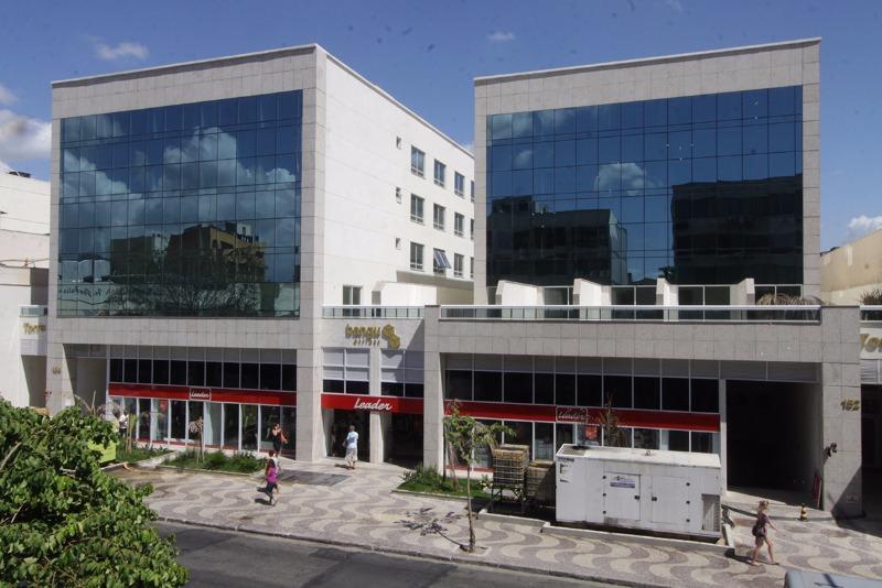 Sala Comercial para Venda em Rio De Janeiro / RJ no bairro Bangu - Rafael Aguiar Imóveis